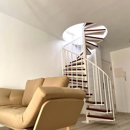 Spiral Stairs Duplex Apartamento Figueres  Exterior foto